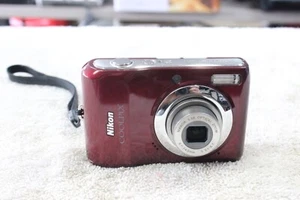 Nikon Coolpix L20 10MP Digital Camera Red - TESTED & WORKING - Picture 1 of 5