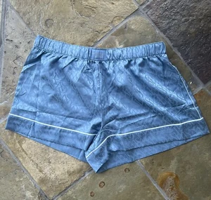 Victoria's Secret Satin Pajama Short Size Large, Blue VS Logo New - Picture 1 of 3