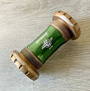FSA MEGA-EXO BOTTOM BRACKET BRITISH THREADING 88 GRAMS - Picture 1 of 4