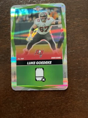 Luke Goedeke SP 2025 Uno Elite #068 Green Foil Tampa Bay Buccaneers OL - Image 1 of 3