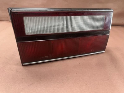 Luz trasera derecha interior Rolls Royce Silver Spirit 1986 OEM 71 k millas Foto 1 de 4