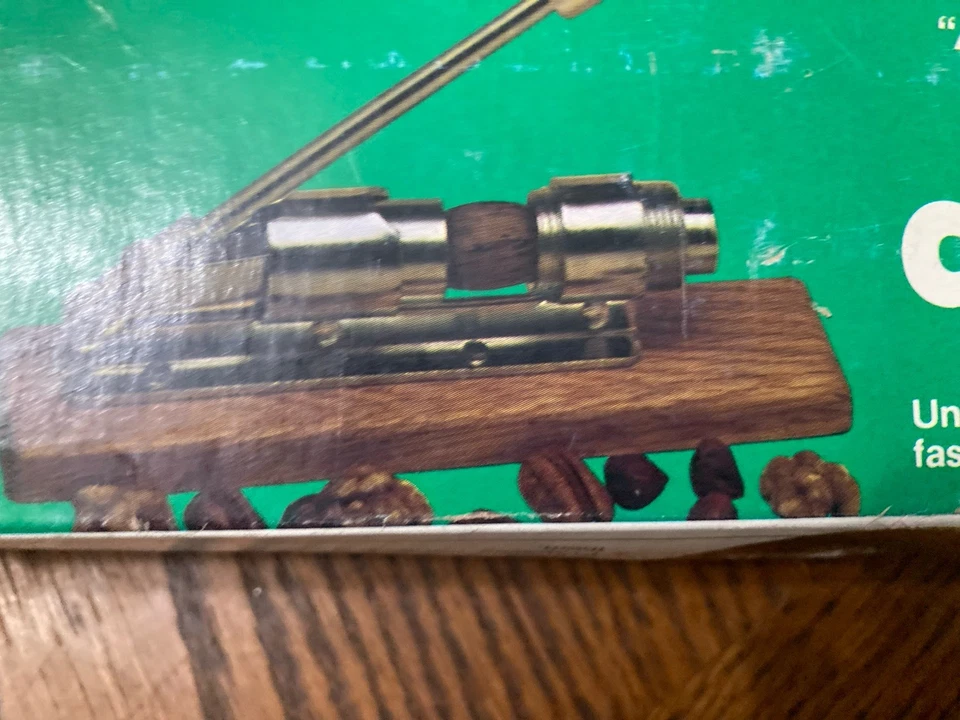 Nutcracker – ADAMS Made in the USA 5 Star cracking action ADAMS Pecan Company - Image 1 of 4