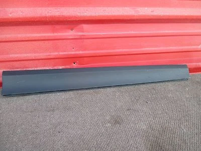  Puerta delantera derecha BMW X3 - moldura inferior OEM 2011 2012 2013 2014 51137205780 Foto 1 de 4