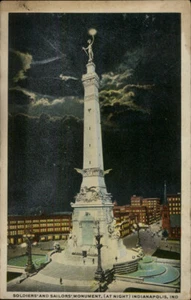 Indianapolis, IN monument aux soldats et aux marins (la nuit) comté de Marion Indiana - Photo 1/2