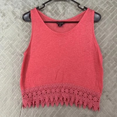 Camiseta sin mangas Joe Boxer para mujer mediana recortada rosa coral tejido crochet borlas relajada Foto 1 de 4