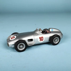 CMC 1:18 Scale Diecast 1954/55 Mercedes-Benz W196 #10 J.M.Fangio 0440 - Picture 1 of 20