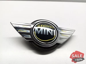 MINI COUNTRYMAN R60 2013 REAR TAILGATE BADGE LOGO EMBLEM SYMBOL HANDLE 9802314 - Picture 1 of 13