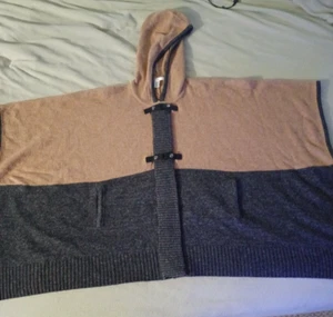 Max studio womens 60% lambswool colorblock poncho size small - Picture 1 of 12