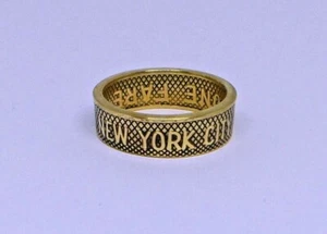 ANILLO DE MONEDAS TOKEN DE TRÁNSITO SUBTERRÁNEO DE LA CIUDAD DE NUEVA YORK TALLA 4-14 Muestra tu orgullo en Nueva York - Imagen 1 de 2