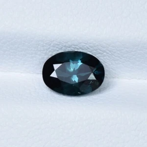 0.88 ct BEST GRADE BLUE GREEN / NATURAL TOURMALINE - Oval Gems Video !! - Picture 1 of 2