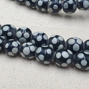 Authentic Vintage African Glass Beads Necklace Skunk Bead Design - Picture 1 of 22