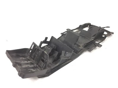 Suzuki 2011-2017 GSXR600 GSXR750 OEM panel trasero delantero debajo del guardabarros - ¡Bueno! Foto 1 de 4