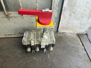 SIemens 3KA5730-1AE01 circuit breaker - Picture 1 of 2