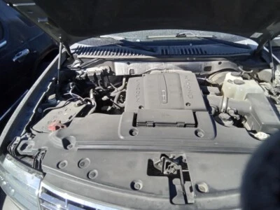 Used Rear Left Door Assembly Rear Side fits: 2011 Lincoln Navigator electric pri Foto 1 de 4