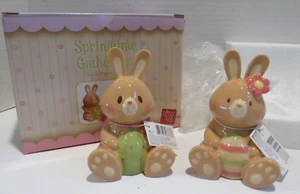 Russ Berrie Easter Ceramic Bunny Salt Pepper Shaker Springtime Gathering NEW set - Picture 1 of 11