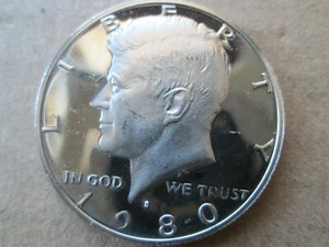 1980-S KENNEDY PROOF, CLAD, AU/MS DETAILS, EXTREMELY MINOR CIRCULATION FLAWS - Picture 1 of 2