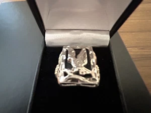 MEN'S BLACK ONYX RING - EAGLE IN FLIGHT - SIZE 11 - Picture 1 of 5