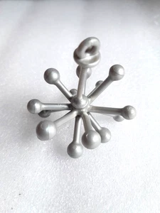 Barbie Traumhaus 2018 Ersatzteil grau silber Kronleuchter - Bild 1 von 2