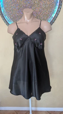 Women's Black Halter Style Lingerie Chemise  Nightie Black Roses Plus Size 1X - Image 1 of 4
