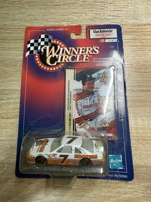 Winners Circle Alan Kulwicki Lifetime Series 1 de 3 #7 Hooters 1/64 Diecast Foto 1 de 2