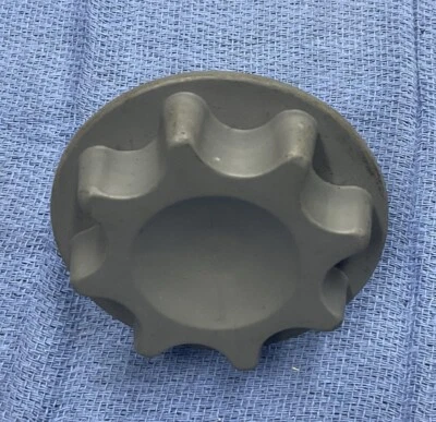 Toyota Prius 2004-2009 soporte de bloqueo de neumático de repuesto herrajes perno gris ala OEM Foto 1 de 2