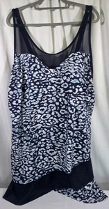 Costume da bagno donna Avenue Tankini top taglie forti 26W blu navy/bianco  - Foto 1 di 7