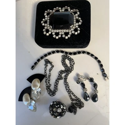 Vintage Lot Onyx Brooch Necklace Bracelet 2 Pairs Onyx Faux Pearl Earrings Clips - Image 1 of 4