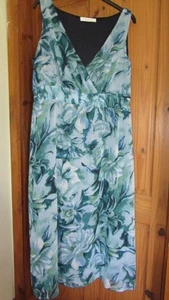 Changes by Together Damen Kleid, blau/grün geblümt Gr. 18 - Bild 1 von 2