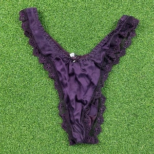 Vintage 90s Silkscreen Plum Purple Lace Trim Thong Panty Sz L - Picture 1 of 3