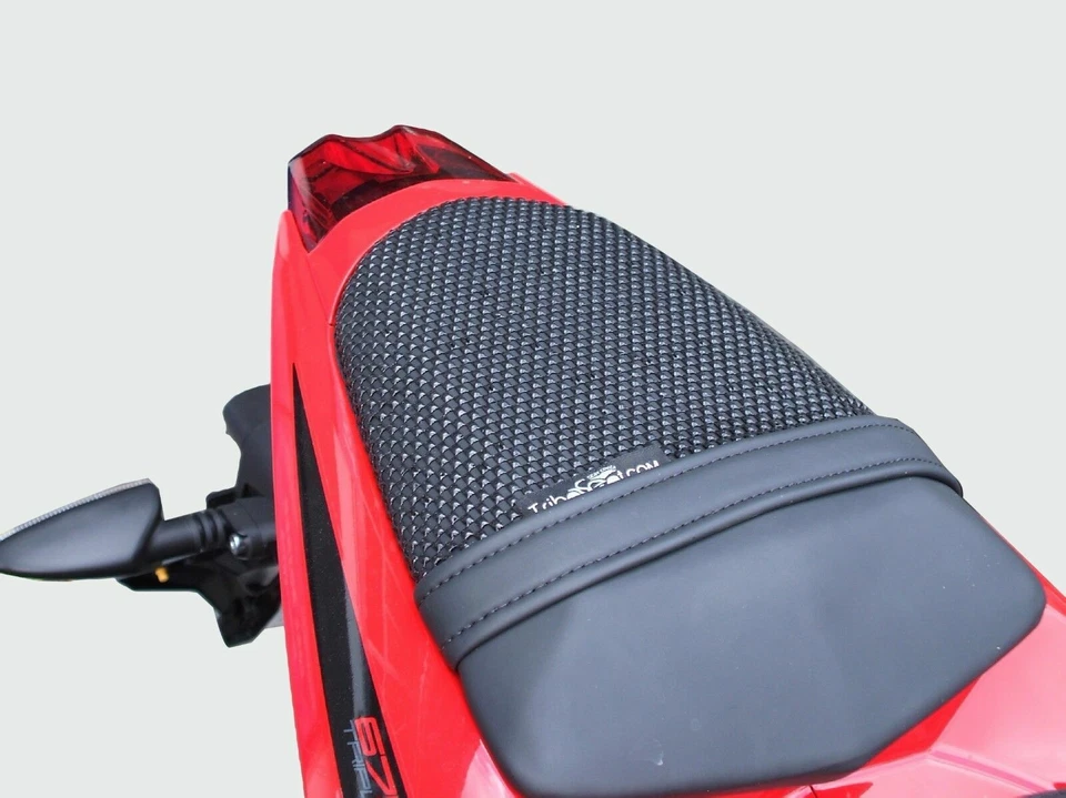 TRIUMPH STREET TRIPLE RX 2015-16 TRIBOSEAT ANTI-GLISSE HOUSSE DE SELLE PASSAGER Foto 1 de 1