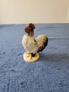 Rooster Figurine Resin Statue Black White Farm Bird Chicken Youngs - Picture 1 of 9