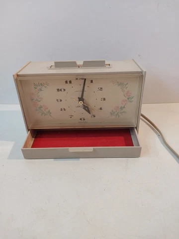 Vintage Seth Thomas Treasure Chest Alarm Clock Pull Out Storage Drawer SS16-E Cover