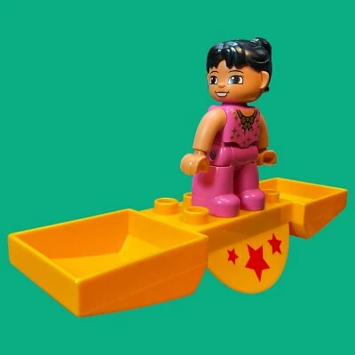Lego Duplo Zirkusartistin Figur mit Wippe für Zirkus #D/8 - Bild 1 von 3