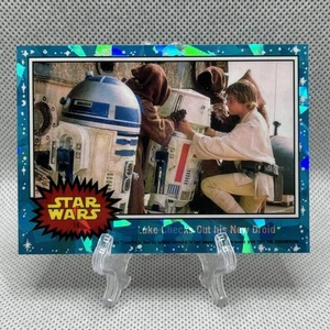 2022 Topps Chrome Sapphire Star Wars Luke Checks Out His New Droid #14 - Picture 1 of 7