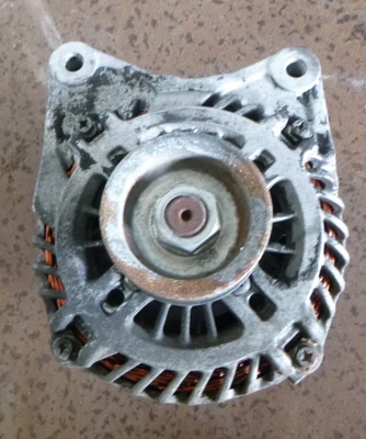 Генератор переменного тока Ford Falcon BF 6 цилиндров (3 контакта) B - Изображение 1 из 4