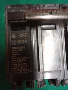 1 New GE THQB32100 3 Pole 100 AMP 240V Bolt On Circuit Breaker - Picture 1 of 5