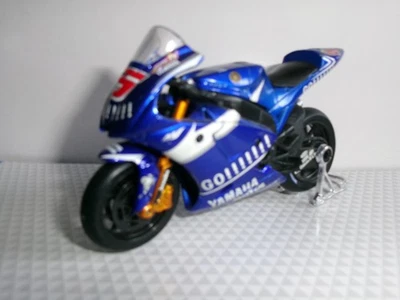 Colin Edwards #5 Yamaha YZR M 1 Gauloise MotoGP 2005  - 1:18 Maisto - Bild 1 von 2