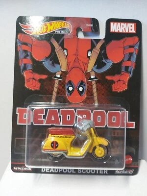 Hot Wheels 1/64 🇨🇵 marvel deadpool scooter jaune rétro Entertainment 2022 - Photo 1/4