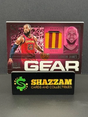 2024 Panini Silhouette LEBRON JAMES Jogo Usado Patch NBA Gear 2 Color Cavaliers - Imagem 1 de 4
