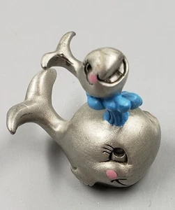 **Vtg Hudson Fine Pewter USA Whale and Calf 1982 Marine Figurine** - Picture 1 of 7