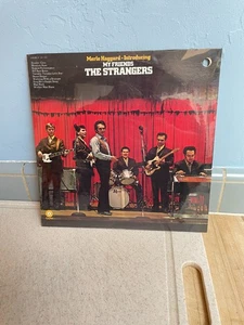 Merle Haggard - Introducing My Friends The Strangers 1970 Orignial Sealed NEW - Picture 1 of 2