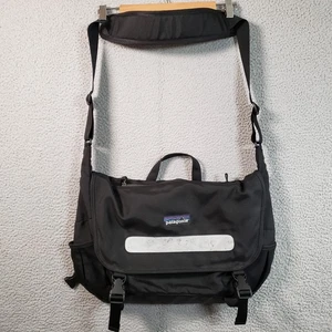 Patagonia Half Mass Computer Messenger Bag Black Rare Reflective Padded Pockets - Picture 1 of 16