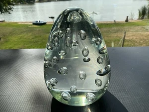 Kunstglas Eiform GROßE schwere Figur Briefbeschwerer Blasen SIGNIERT - Bild 1 von 10