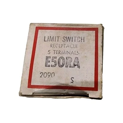 Cutler-Hammer E50RA Receptacle 5 Terminal - Image 1 of 4