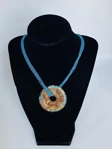 Sterling Silber mehrere Stränge blaue kleine Perlen Glaskunst Scheibe Anhänger Halskette - Bild 1 von 15