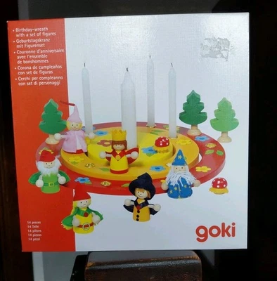 Goki Alemán Madera Cumpleaños Vela Corona Anillo Nuevo Nunca Usado De Colección ¡ENCANTADOR! Foto 1 de 4