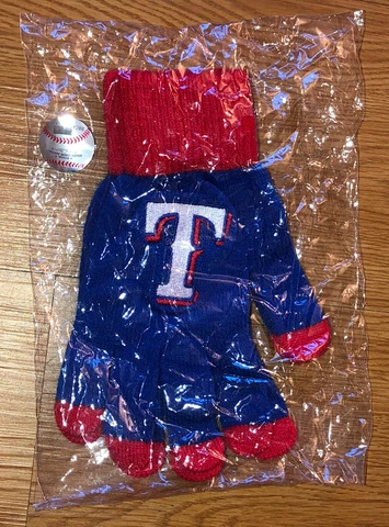 MLB Texas Rangers Gloves Adult NEW Pair Embroidered Knit Winter Baseball Blue Cover