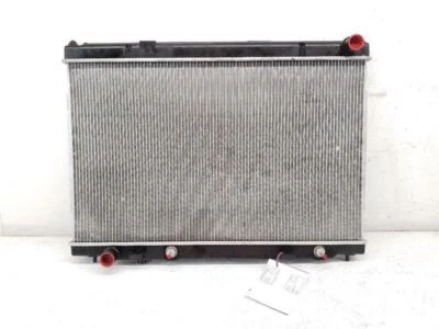 Оригинальный радиатор (A/T) для Infiniti M35/M45 06–10 годов выпуска 21460EH100 - Изображение 1 из 4