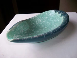 VINTAGE MCM CALIFORNIA RETRO ASHTRAY AQUQ WHITE SPECKLED GLAZE USA 9 1/2" - Picture 1 of 10