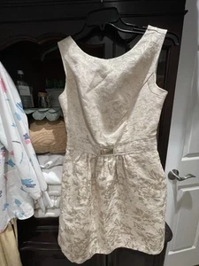 Jennifer Lopez Women's Sleeveless Cream & Gold Floral A-Line Dress Size 8 - Picture 1 of 4
